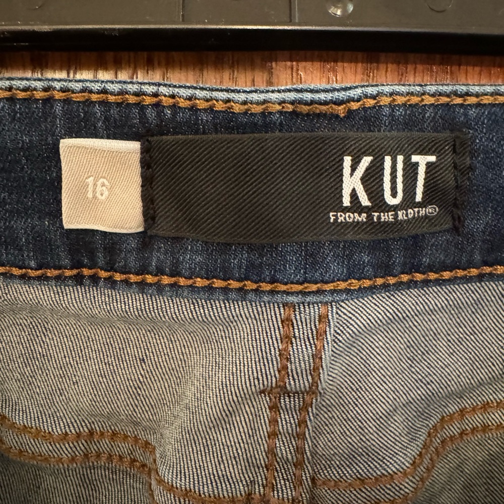Kut from the Kloth Connie Fab Ab Ankle Skinny High-Rise Button-Fly Jeans - Picture 4 of 7